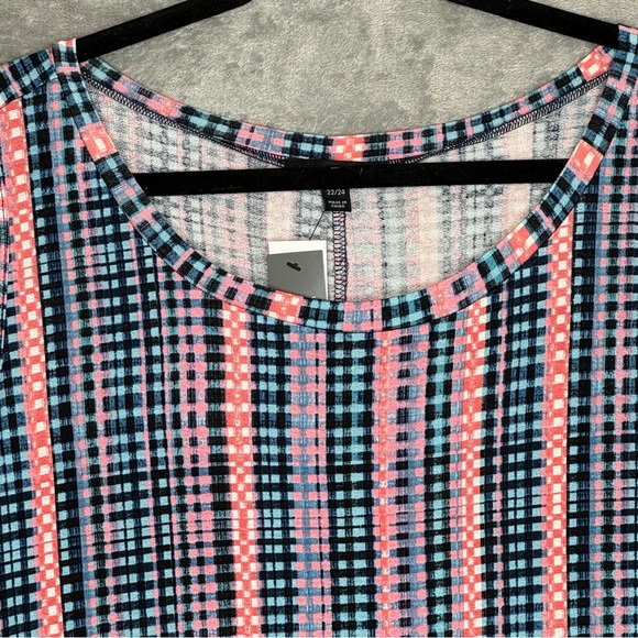 Lane Bryant 22 24 2X Tank Top Shirt Pink Blue Striped Sleeveless Scoop Neck Knit - Picture 3 of 8